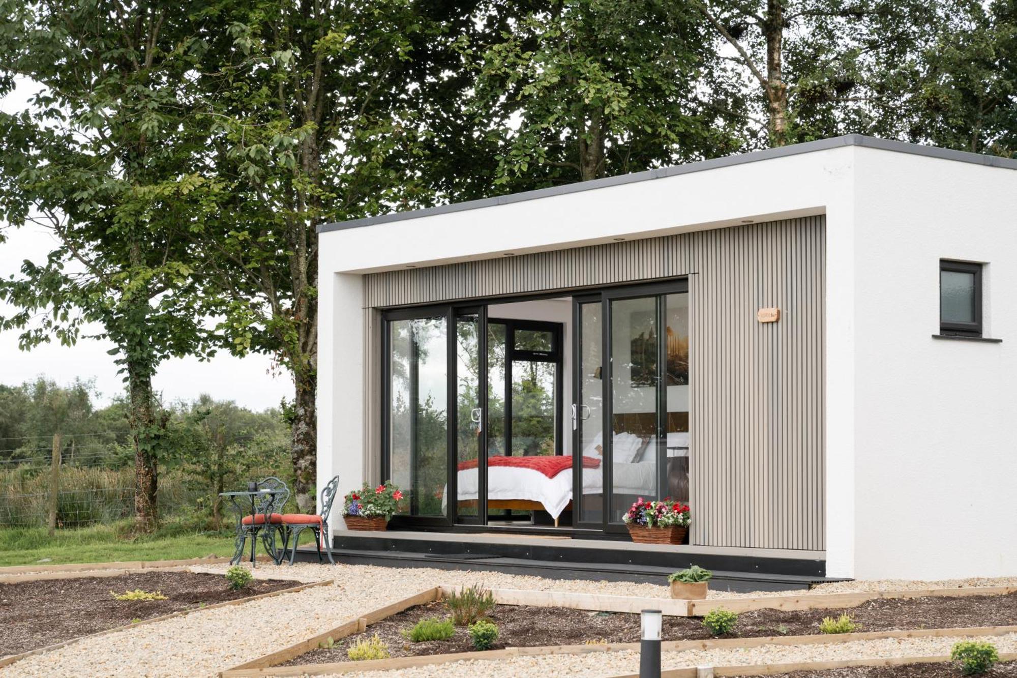 Lakescape - Waterfront Self- Catering Cabins Enniskillen Ngoại thất bức ảnh