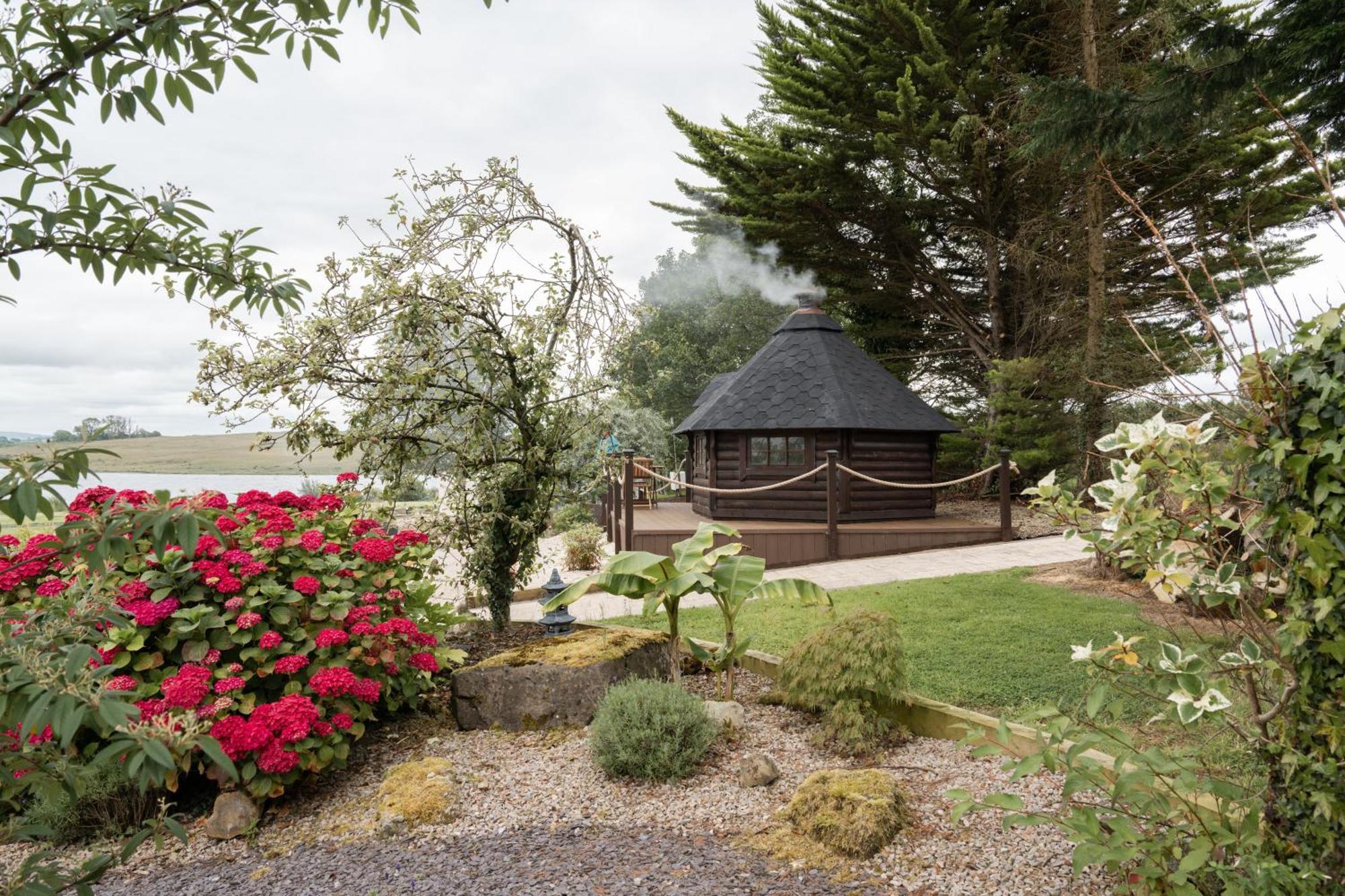 Lakescape - Waterfront Self- Catering Cabins Enniskillen Ngoại thất bức ảnh